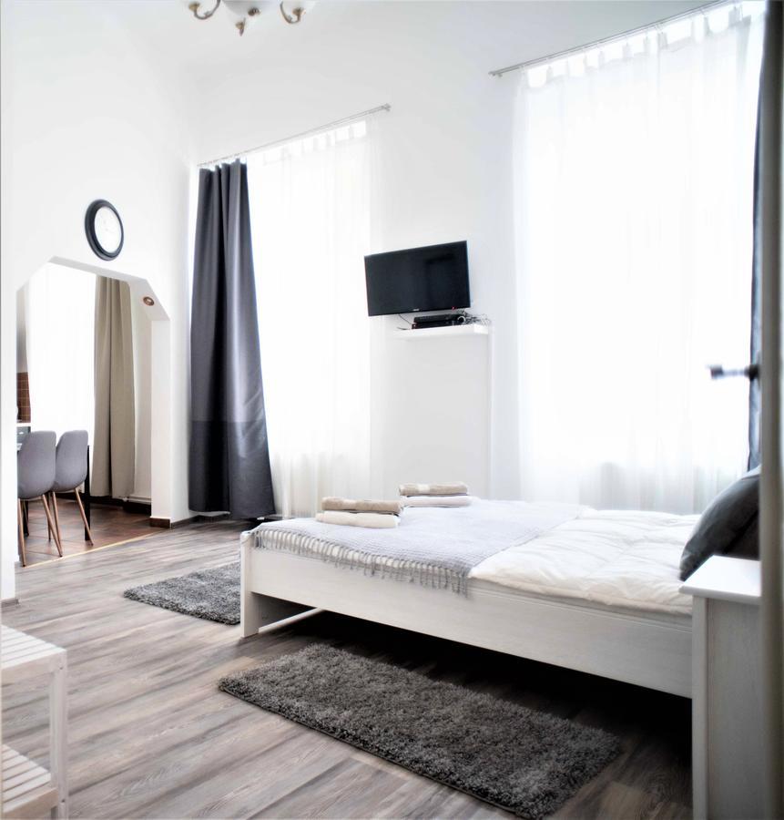Castle Trees Apartment Budapest Ngoại thất bức ảnh