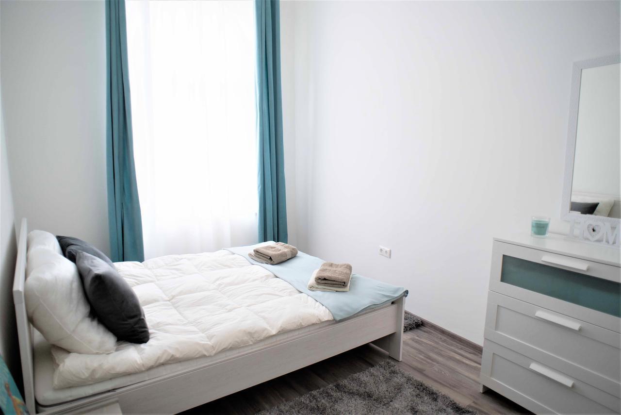 Castle Trees Apartment Budapest Ngoại thất bức ảnh